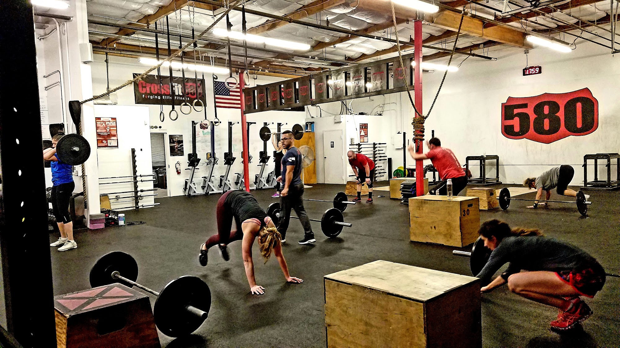 CrossFit 580- Livermore's Premier Gym - Group Fitness Training
