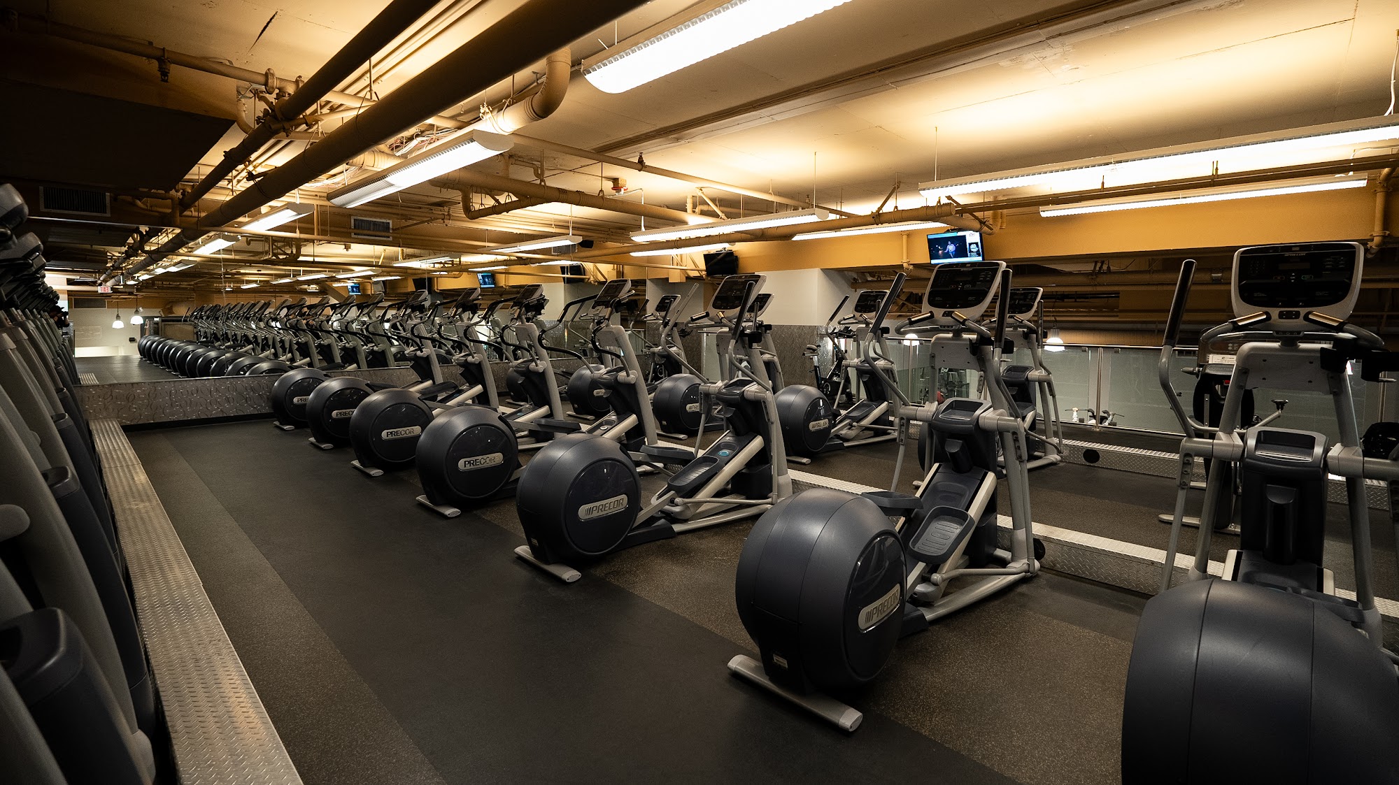 24 Hour Fitness