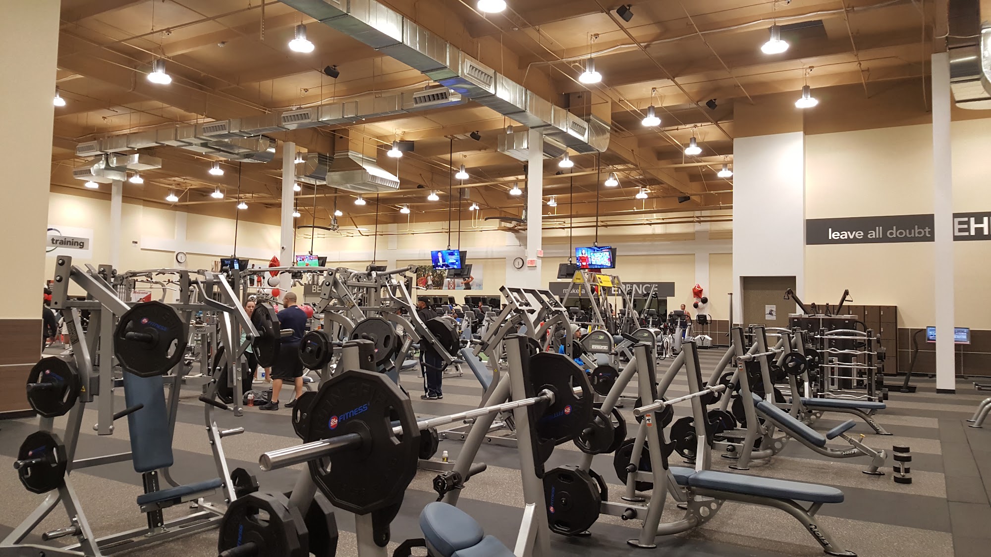 24 Hour Fitness