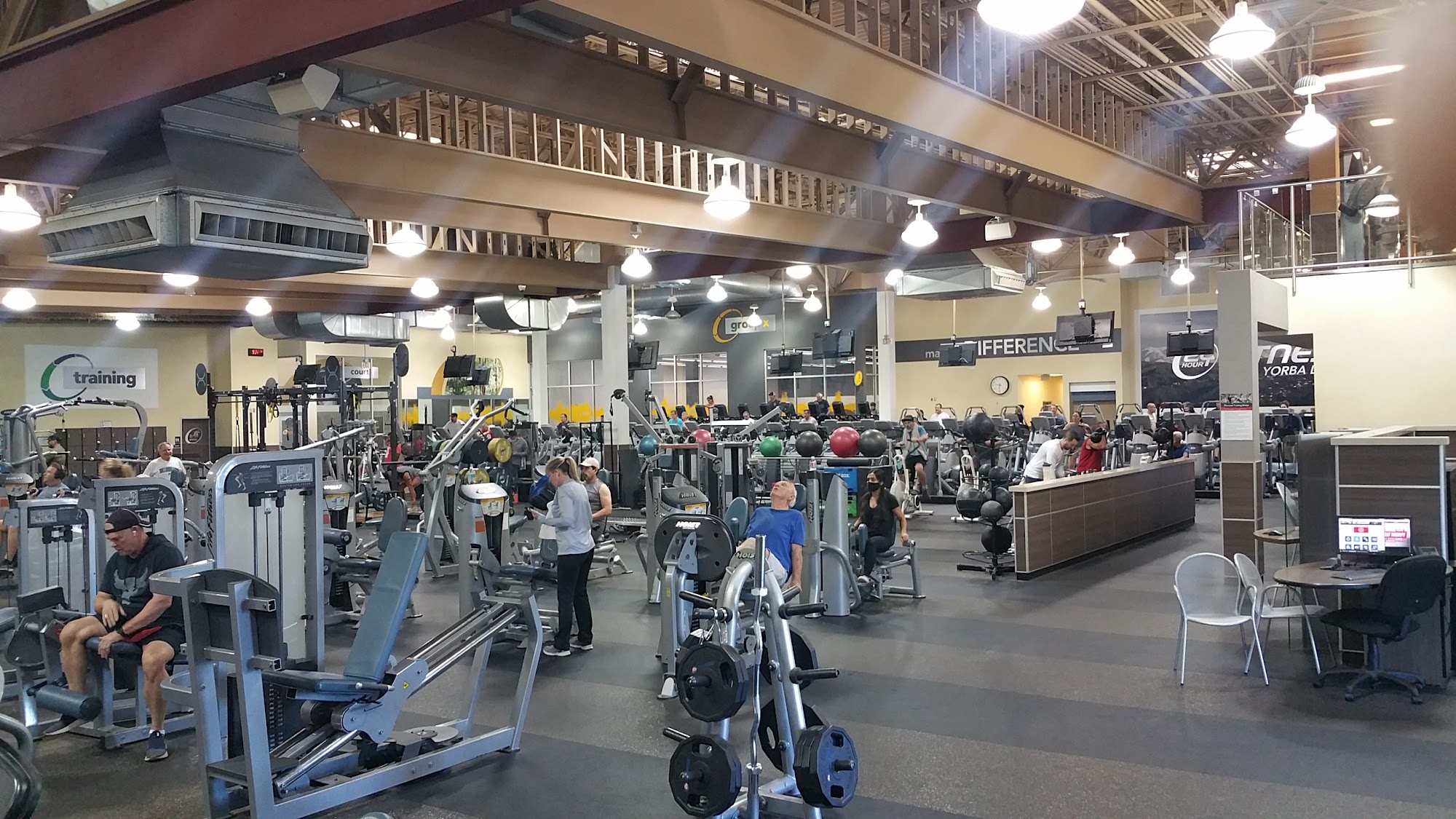 24 Hour Fitness
