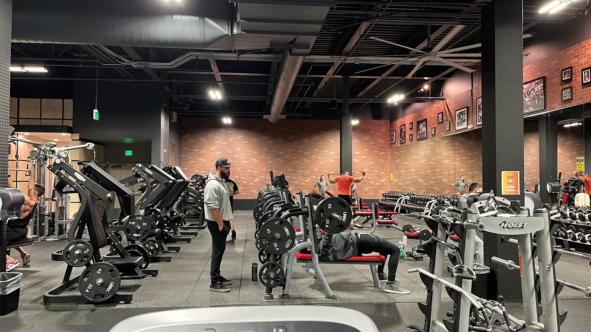 Gold's Gym Monterey