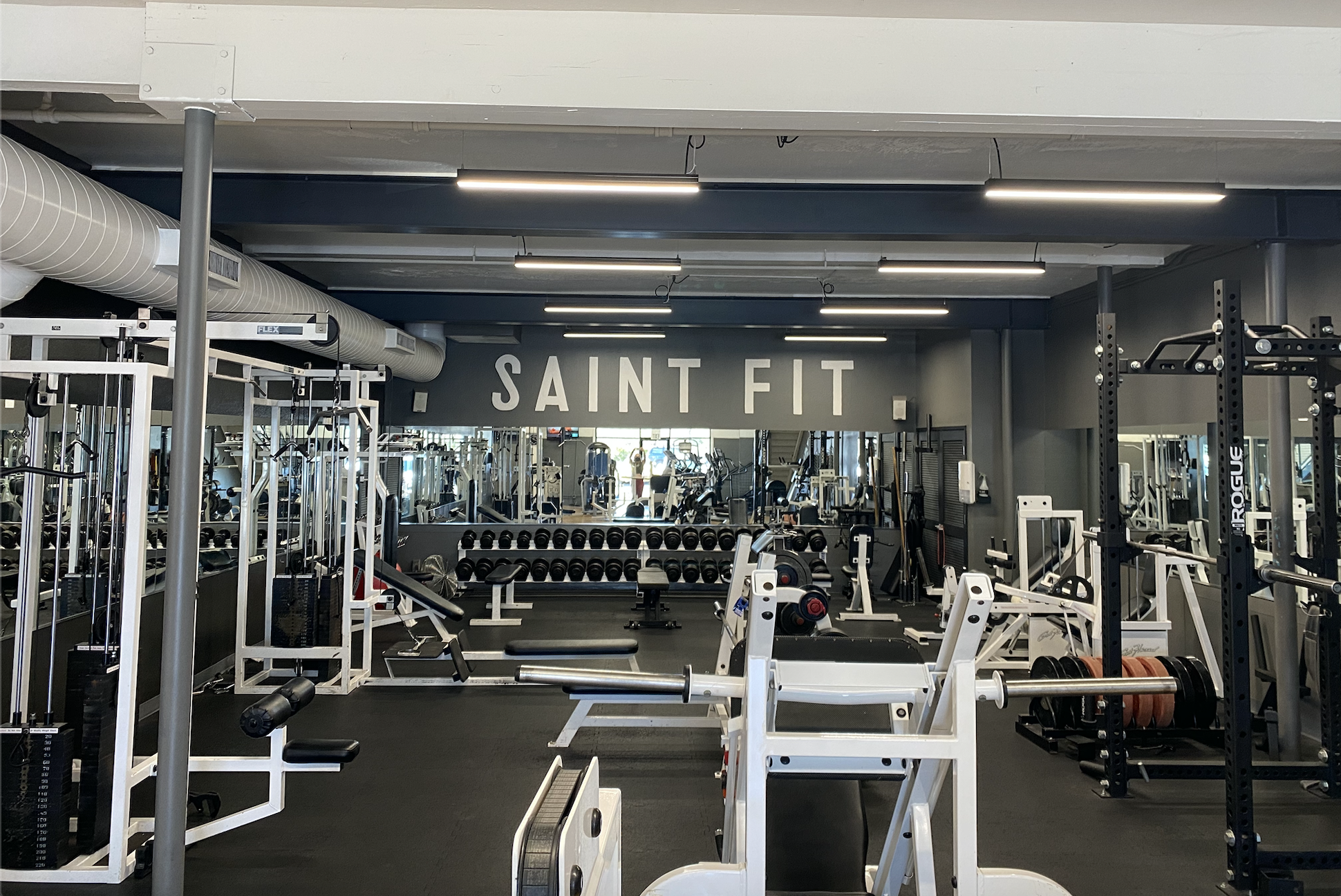 SAINT FIT